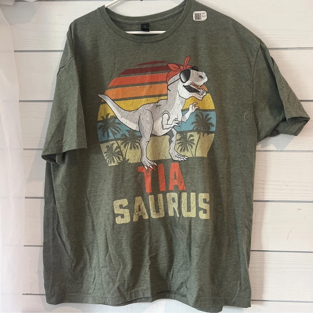 Green Dinosaur Graphic T-Shirt